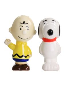 Peanuts Classical Pals Charlie Brown and Snoopy Figurine Salt and Pepper Shaker Set
